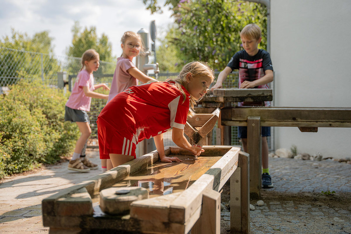 Inklusion Spielplatz an der Schön Klinik Vogtareuth